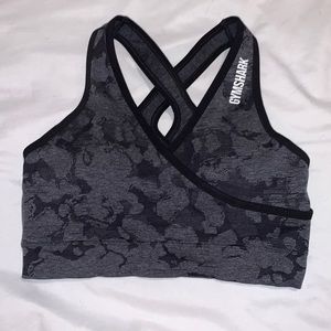 NWT Gymshark Adapt Camo Seamless Sports Bra black